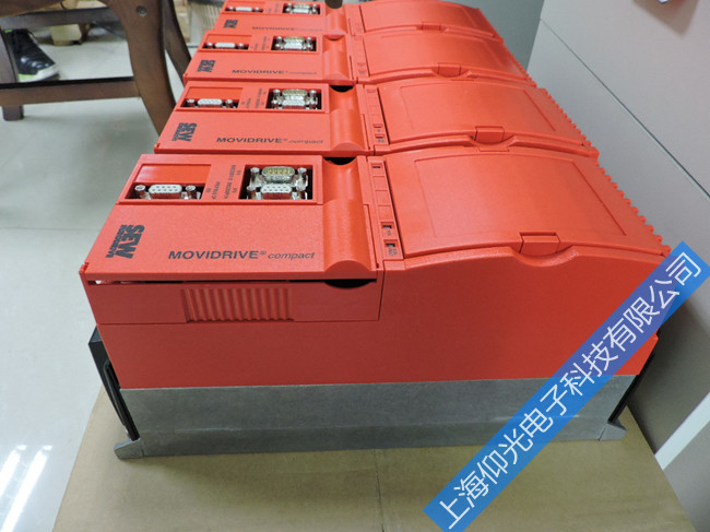 sew變頻器MCF41A上電報過載故障維修