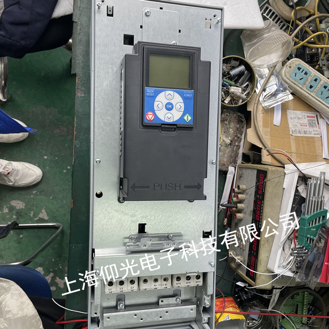 偉肯變頻器維修 75KW報(bào)警顯示1/2/3/4修理方法