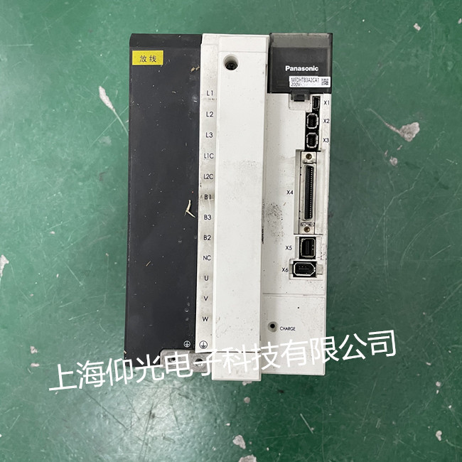 松下伺服驅(qū)動器維修MFDKTA390CA1報警Err 12.0修理