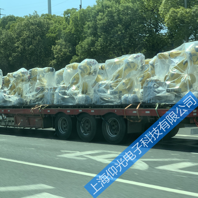 詳細(xì)介紹發(fā)那科機(jī)器人維修故障檢測步驟