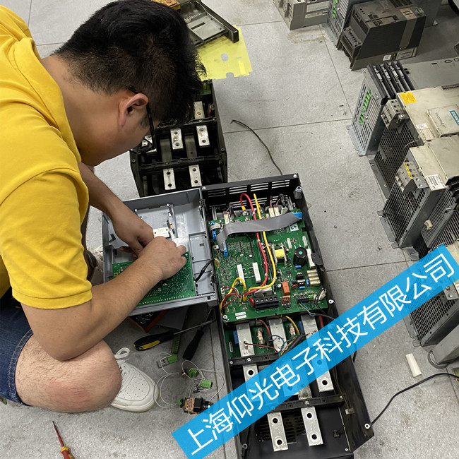歐陸直流調(diào)速器維修591P-53372542-A00-U4A0顯示報(bào)警修理