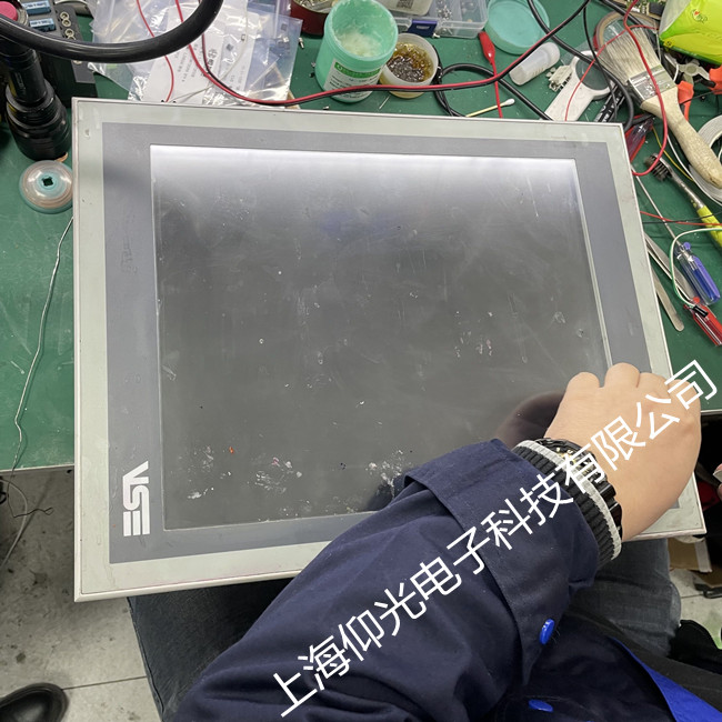 意薩觸摸屏維修 IT104T0101常見故障修理