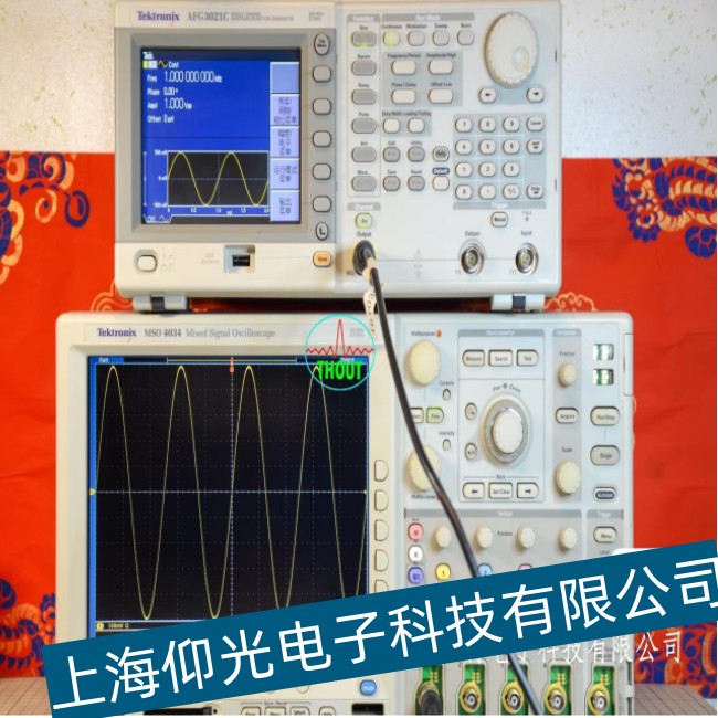 嘉定泰克信號發(fā)生器黑屏無顯示故障維修方法