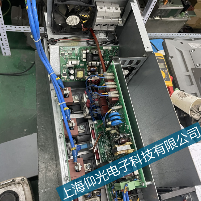 萬源包米勒伺服驅(qū)動器1105故障代碼維修案例分析