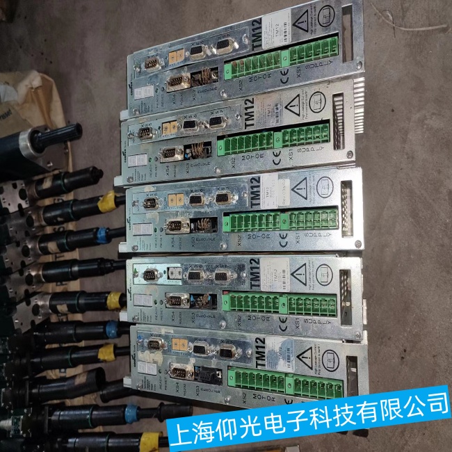 丹尼克爾擰緊控制器m-Pro-400SE顯示屏工作正常但無(wú)法啟動(dòng)故障維修說(shuō)明