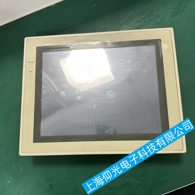 無錫歐姆龍觸摸屏E32-TC200B4無法進(jìn)入到正常的使用界面故障維修當(dāng)天修好