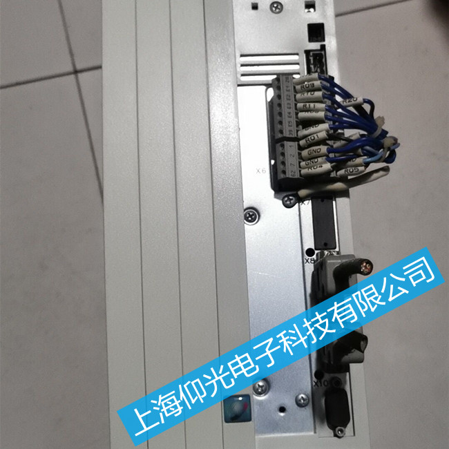 lenze倫茨9300系列驅(qū)動器顯示報(bào)警代碼OH故障維修方法