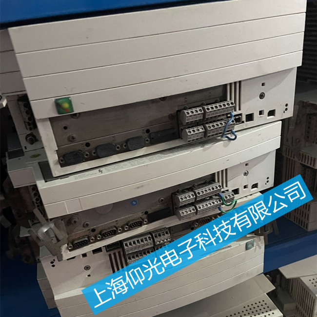 lenze倫茨9300系列伺服驅(qū)動(dòng)器無顯示故障維修方法