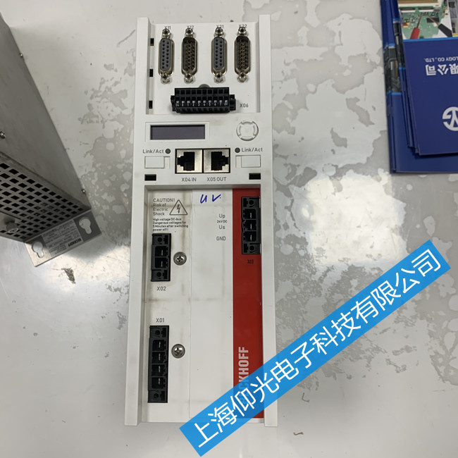 馬鞍山倍福伺服驅(qū)動(dòng)器維修公司/上電報(bào)警FCD7維修