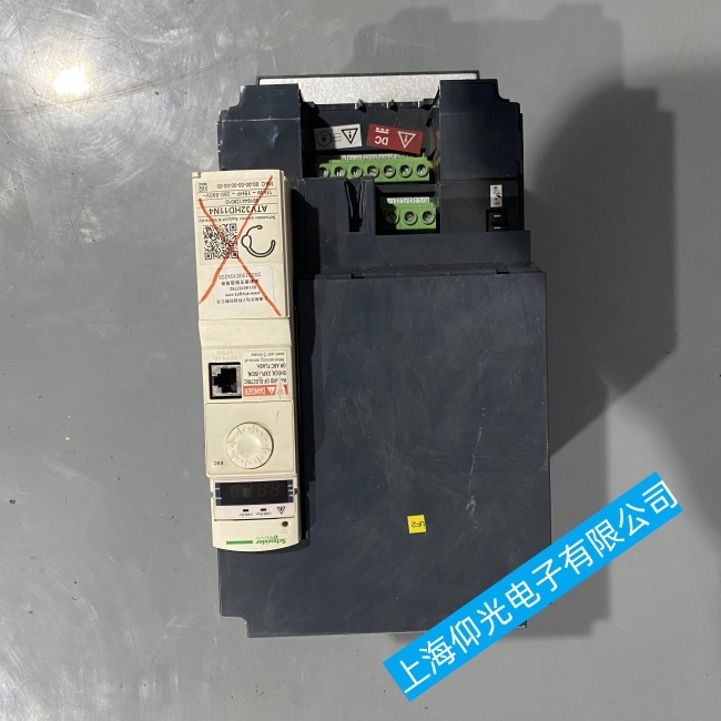 吉林旅游業(yè)施耐德變頻器變頻器OE過壓故障維修-仰光技術好