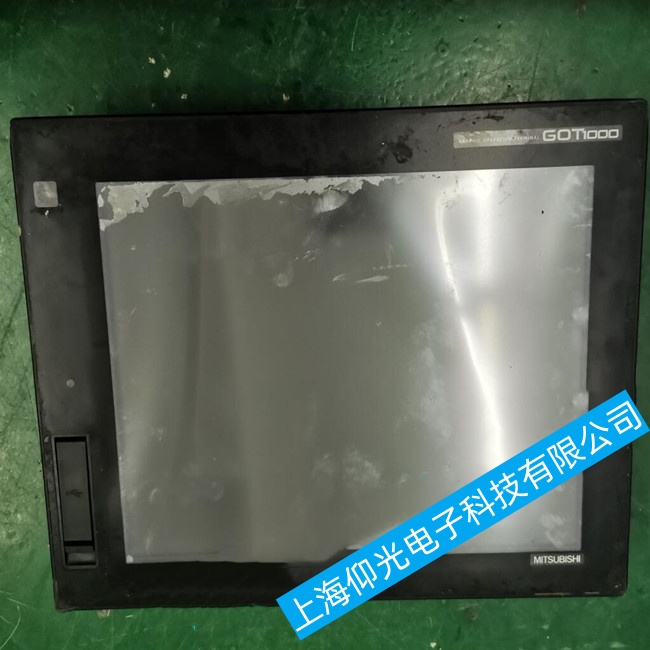 常熟三菱GOT2000系列工控機(jī)開(kāi)機(jī)后屏幕不亮故障維修值得信賴